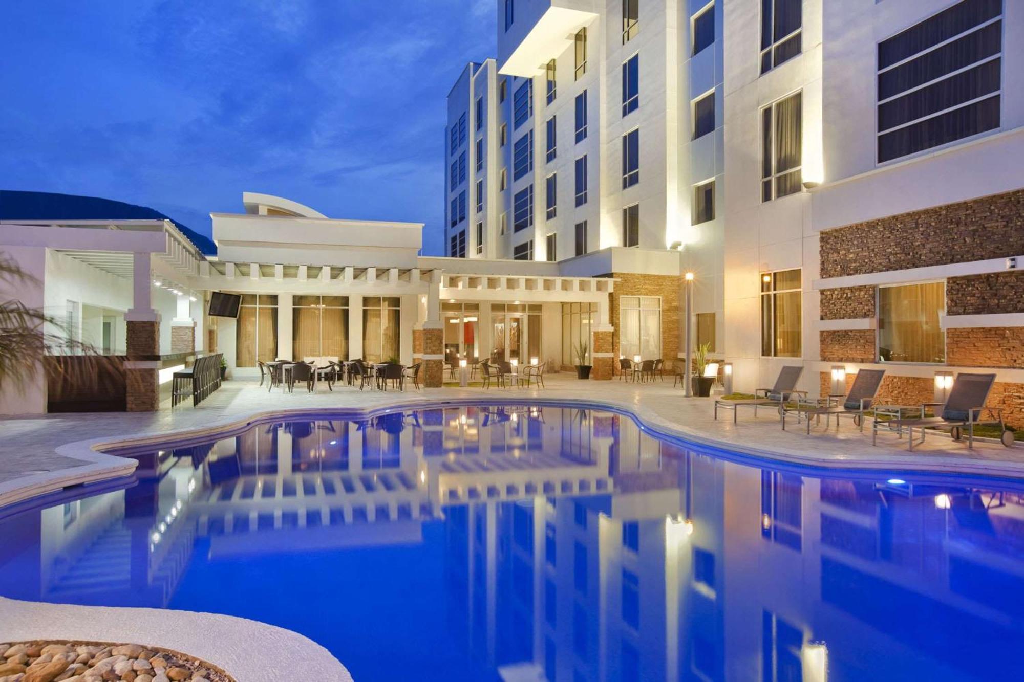 Hilton Garden Inn Tuxtla Gutiérrez Екстериор снимка
